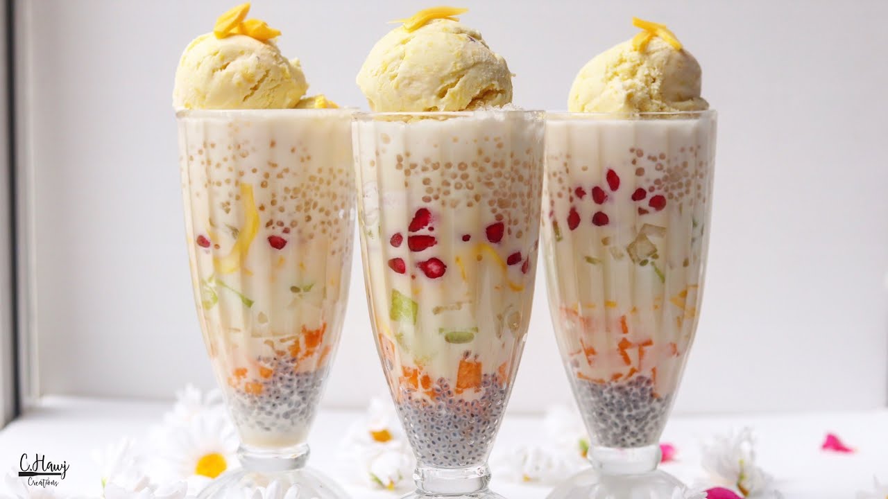 Fresh Fruit Naab Vaam: Fresh Fruit Coconut-Tapioca Dessert