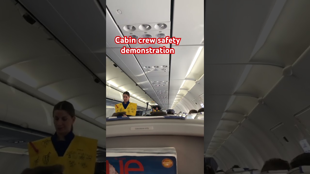 Aegean airlines cabin crew safety demonstration #athenscity #aegeanairlines #beforetakeoff
