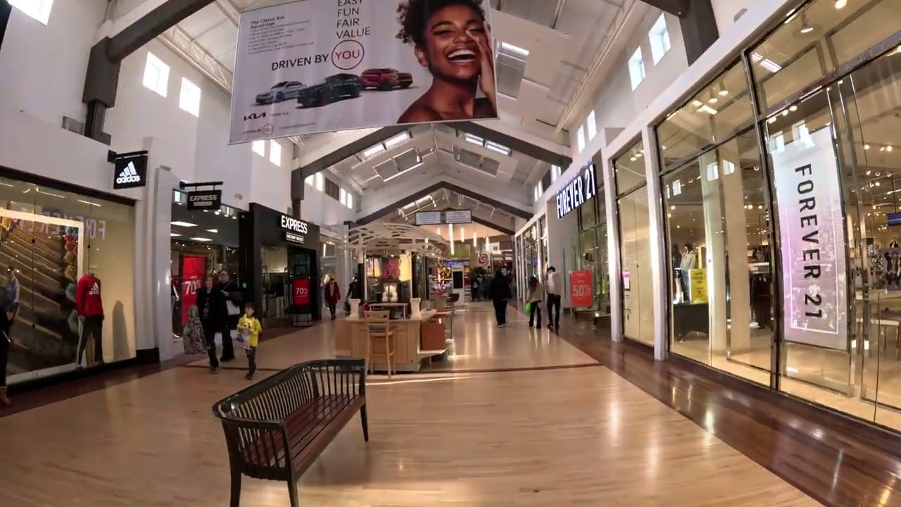 Inside Tour at Gurnee Mills indoor mall