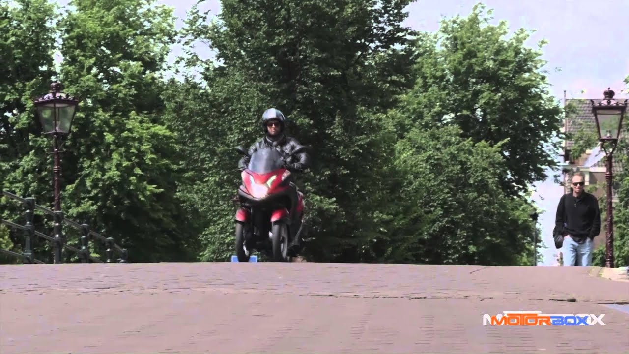 Yamaha Tricity, la prova di MotorBox