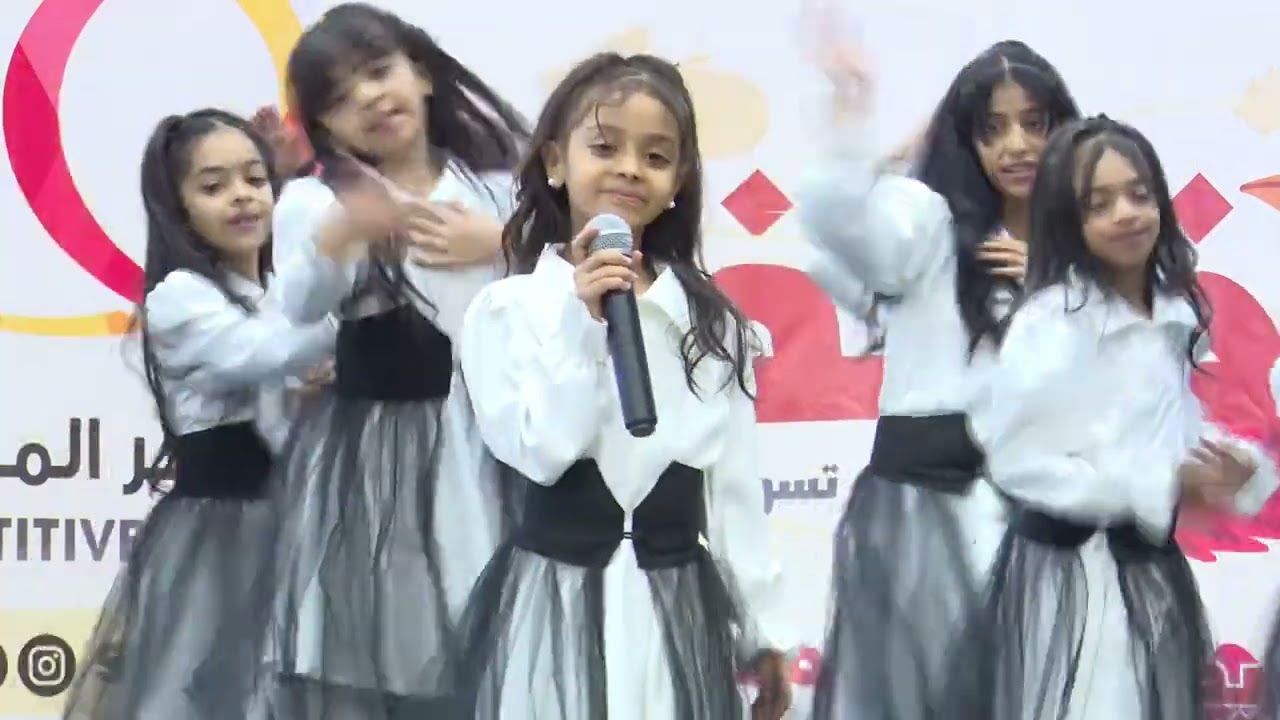 نشيد علموني للنجمة مرام خالد مع الاستعراض لاول مره