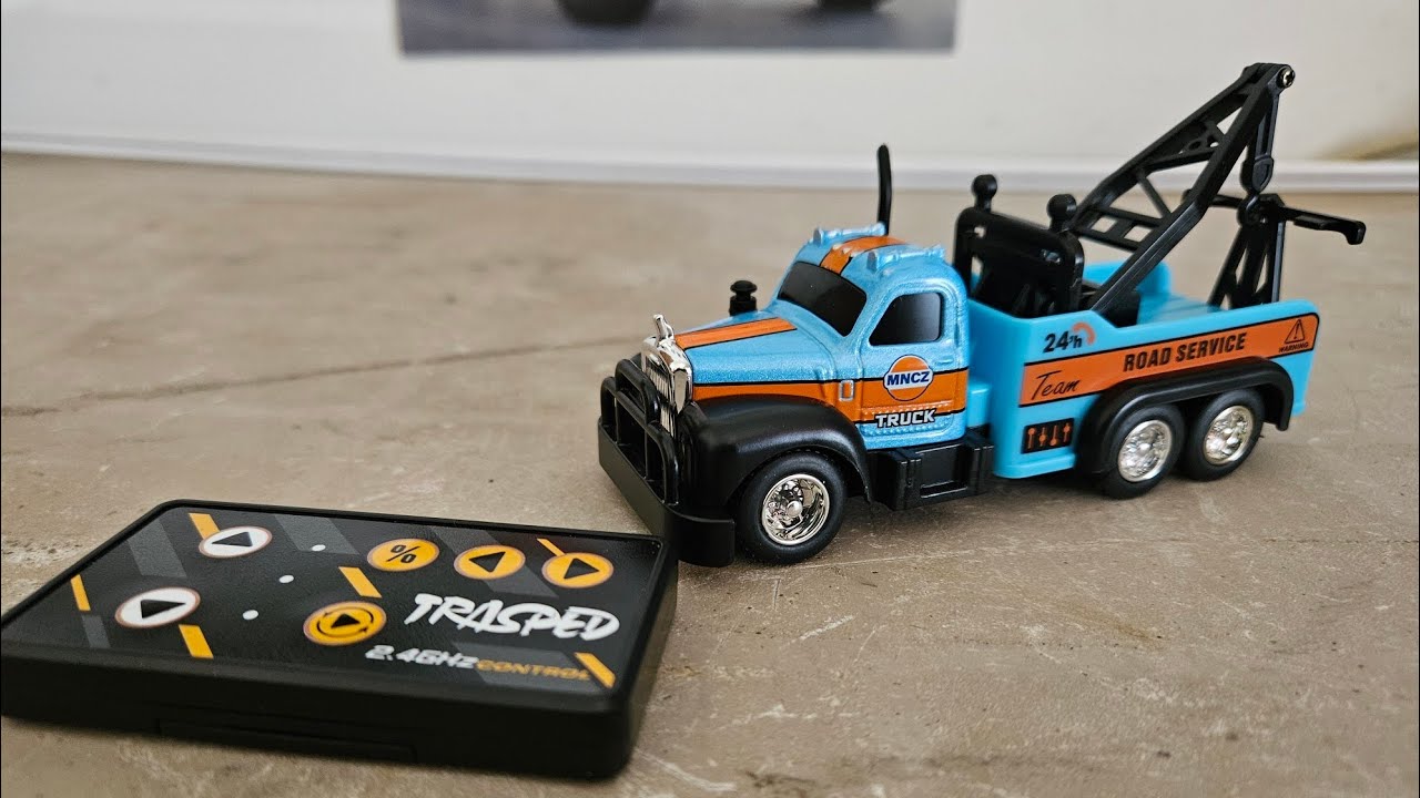 Trasped 1/64 Scale R.C. Tow Truck R.T.R (Temu)