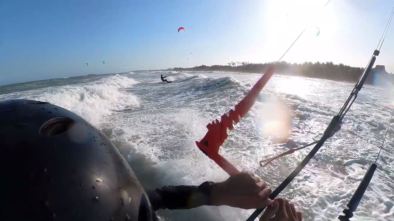 Kitesurfing in Mui Ne, Vietnam, Jan-Feb 2023