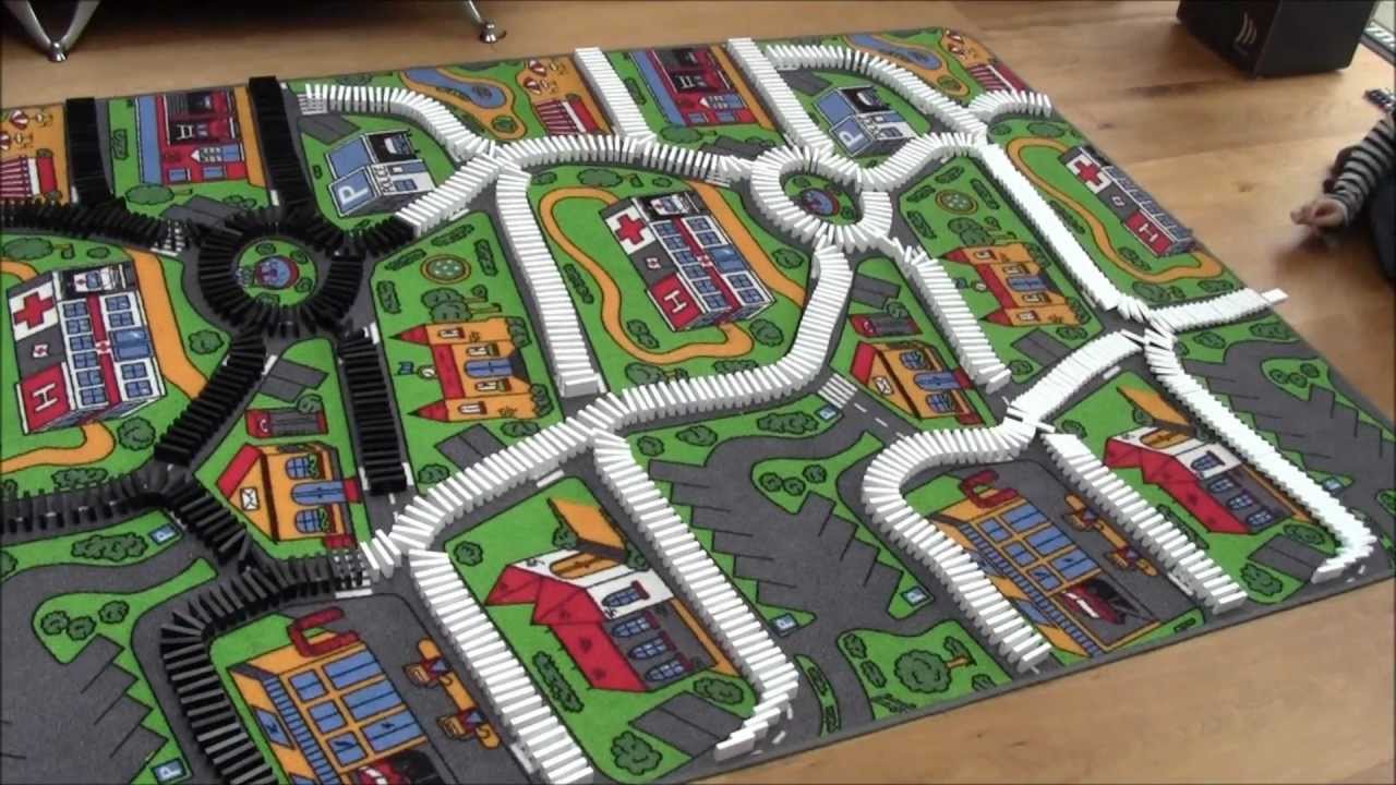Carpet domino with my cousin