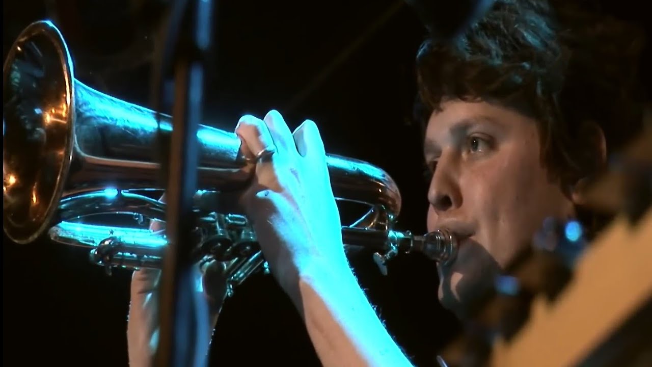 Beirut - The Shrew (Live)