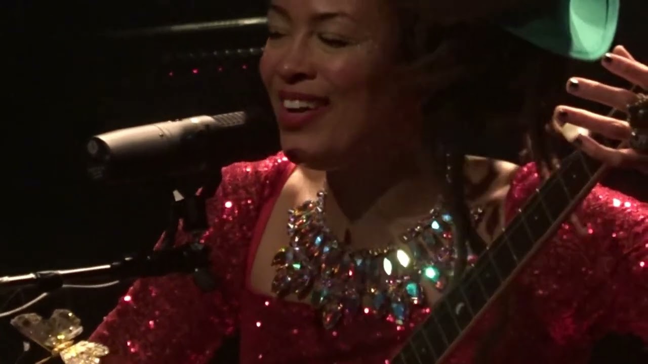 Valerie June - What A Wonderful World, Zonnehuis Amsterdam 03-12-2025