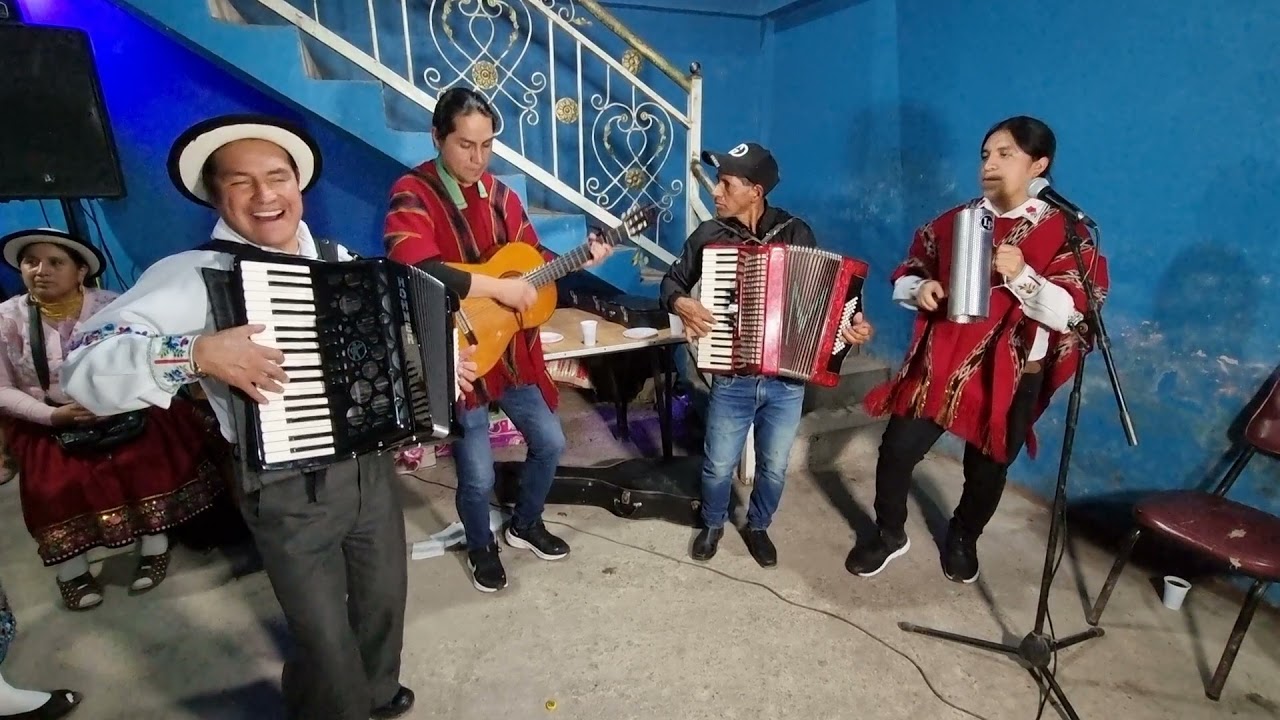 Grupo Kuri Inti ( Cuando los acordeones  Cañaris lloran)