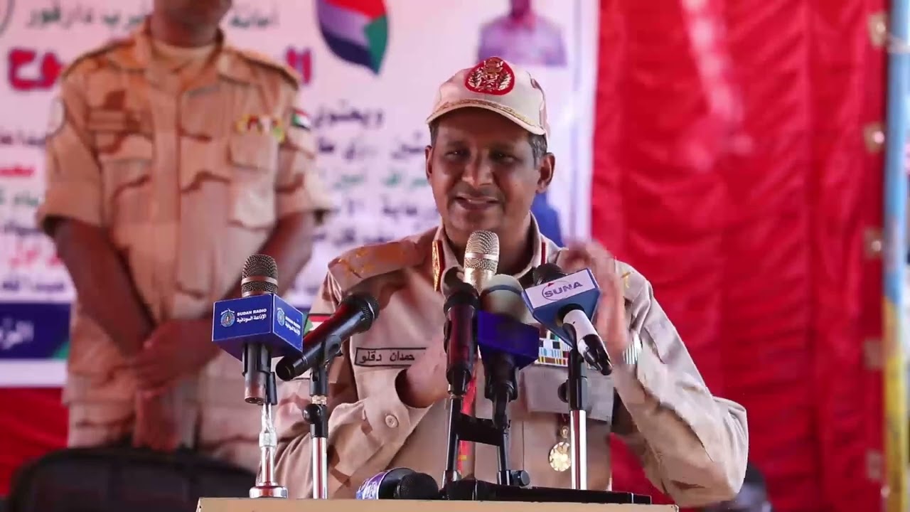 الجنينة  | الفريق أول دقلو يدعو طلاب جامعة الجنينة إلى النأي عن الفوضى ونبذ خطاب الكراهية 4.7.2022