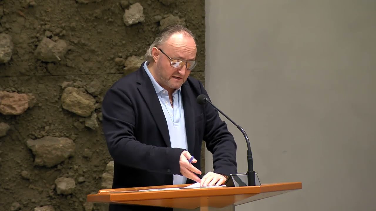 Dion Graus: 'one strike out' bij zware dierenmishandeling