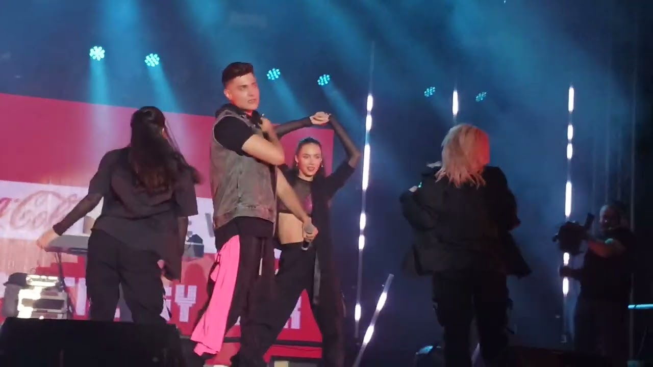 ,, COCA-COLA THE VOICE HAPPY ENERGY TOUR 