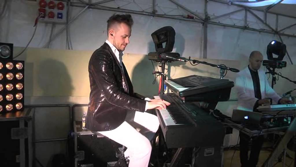 DA Viepri La Danza del Sole  del Maestro Giampiero Vincenzi