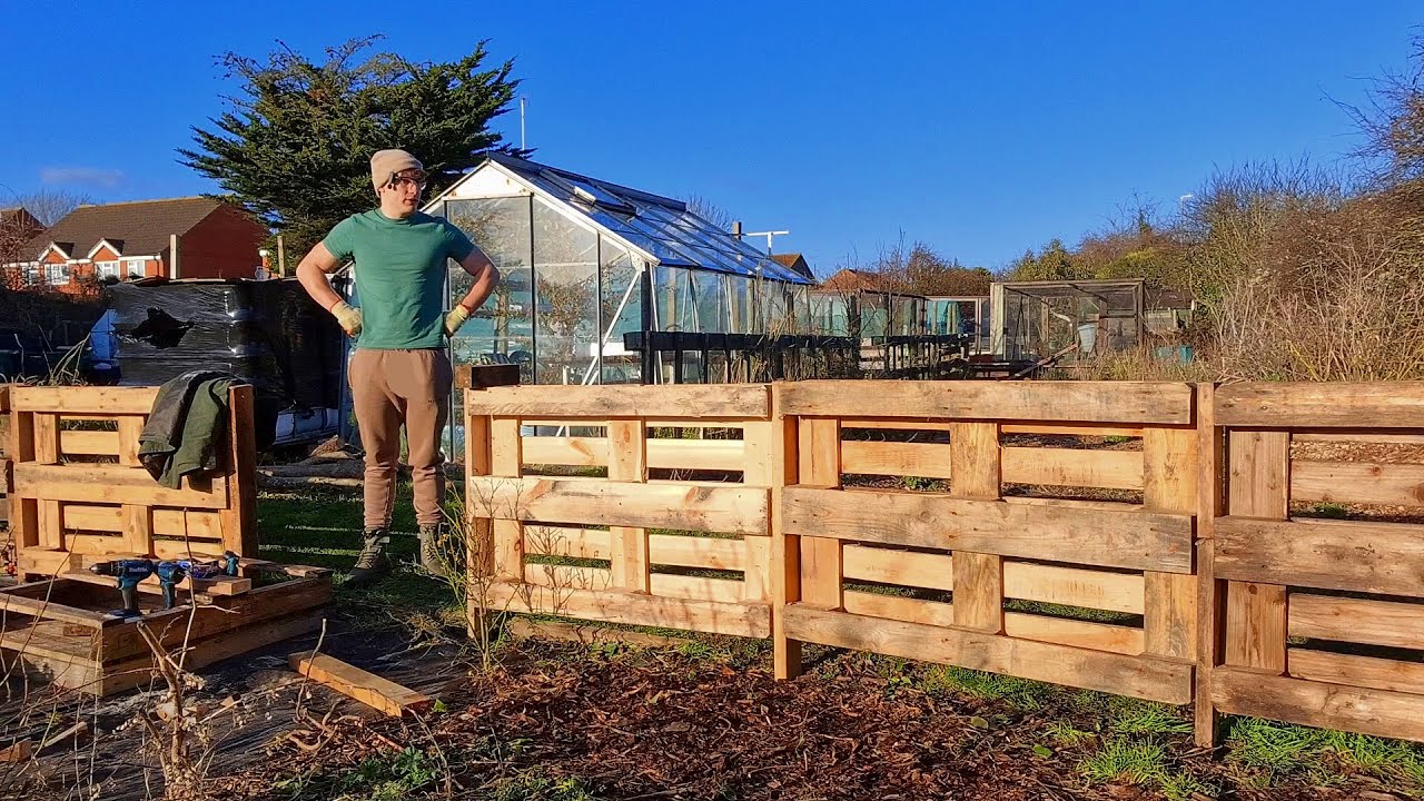 Allotment Pallet Fence - Alfie's Agriculture