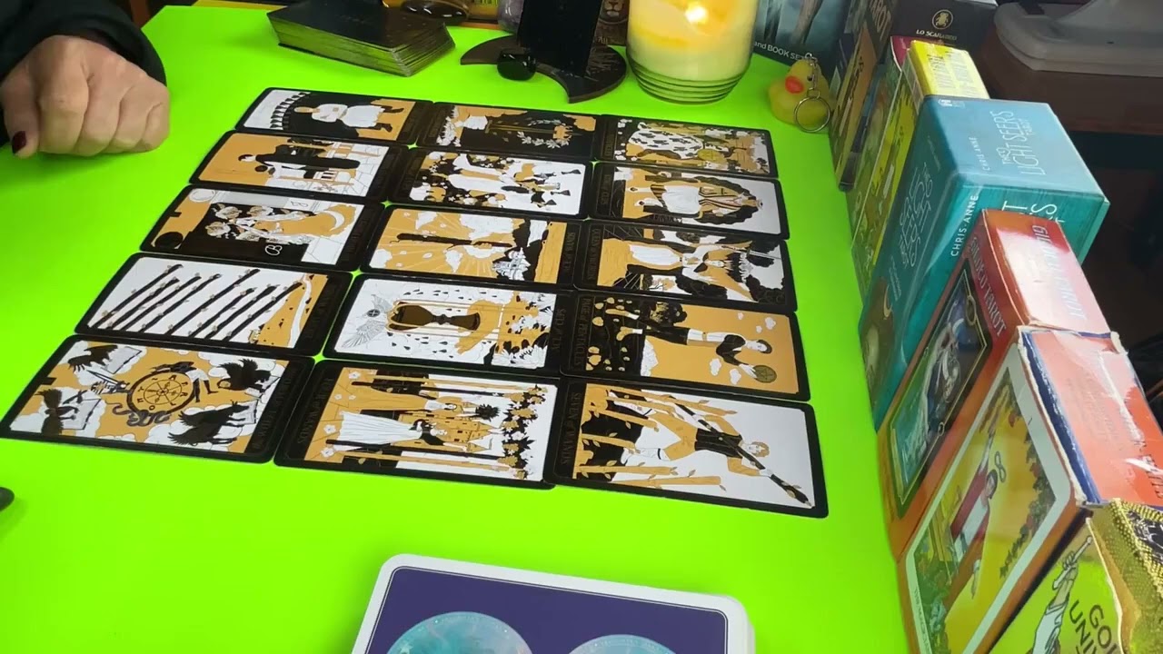 LEO! TODO DEBIDO A UNA PELEA! PERO AHORA SE SIENTE TAN TRISTE! QUÉ TRATA DE ESCONDER!