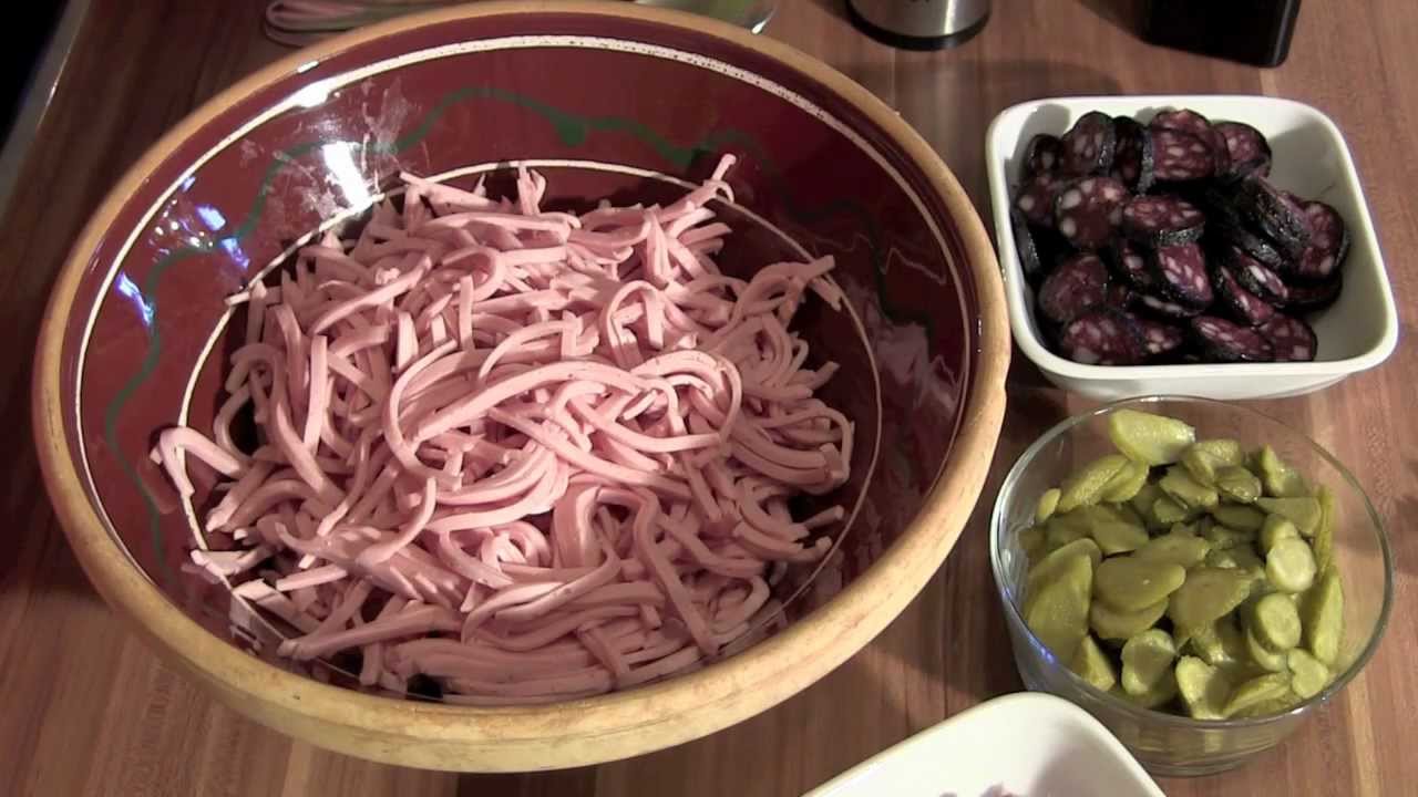 Wurstsalat-Schwäbischer-Schweizer-Wurstsalat-Wurstsalat Kreation
