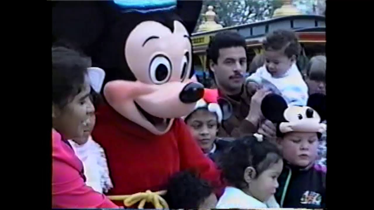Disneyland Christmas 1991