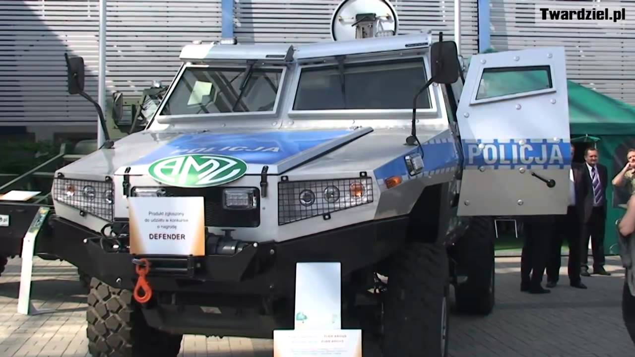 Żubr Argus, wóz do rozminowania i inne AMZ Kutno na MSPO 2011