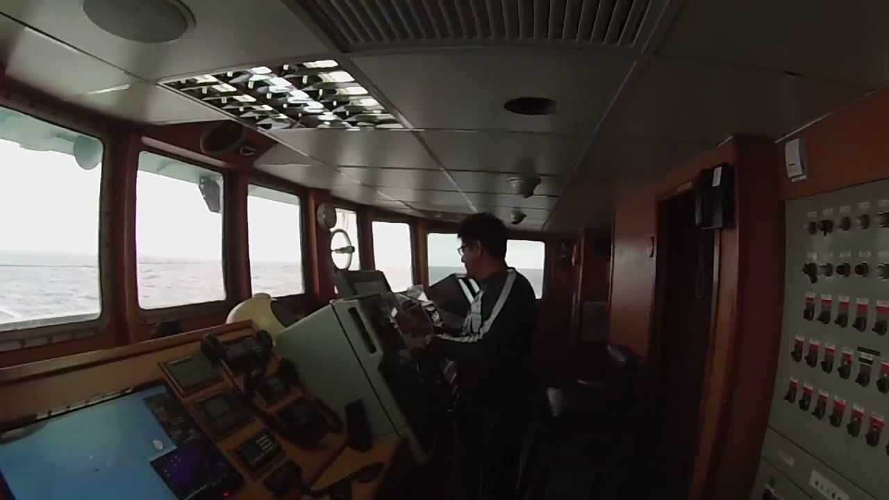 Vivir en un barco atunero en el Pacifico