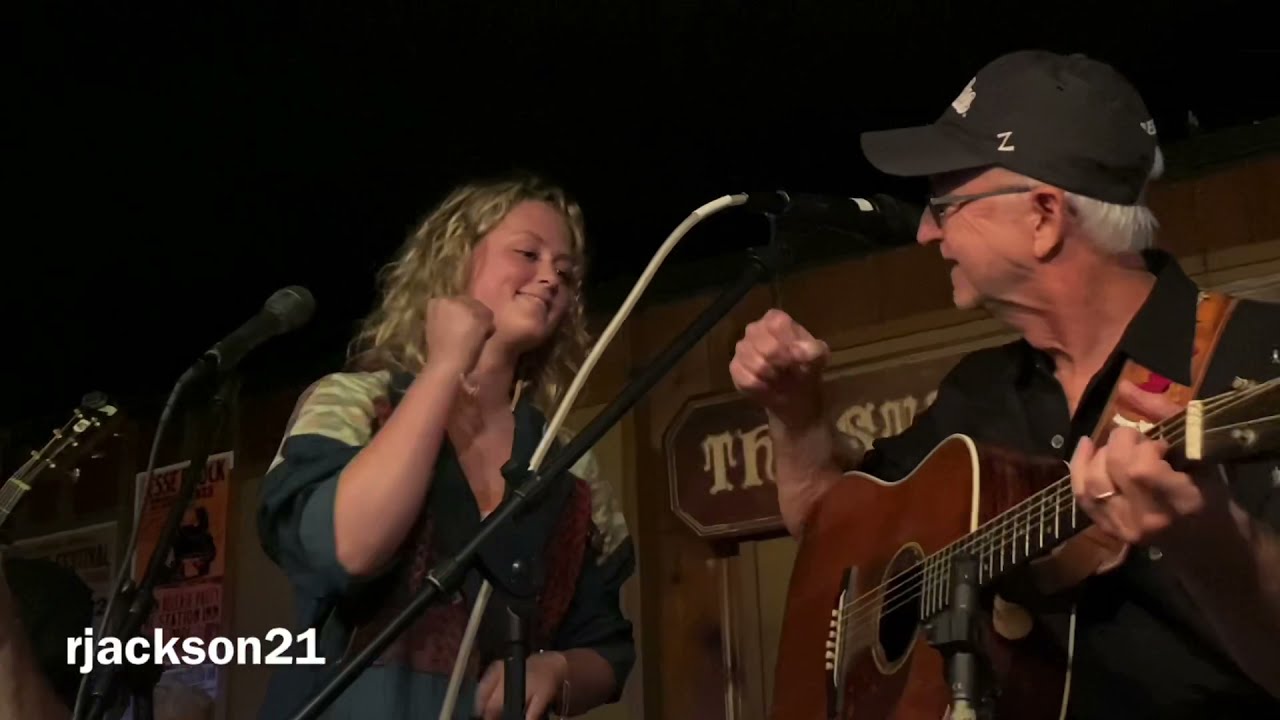 Carl Jackson welcomes Hannah Everhart, American Idol top 20, to the Station Inn covering 
