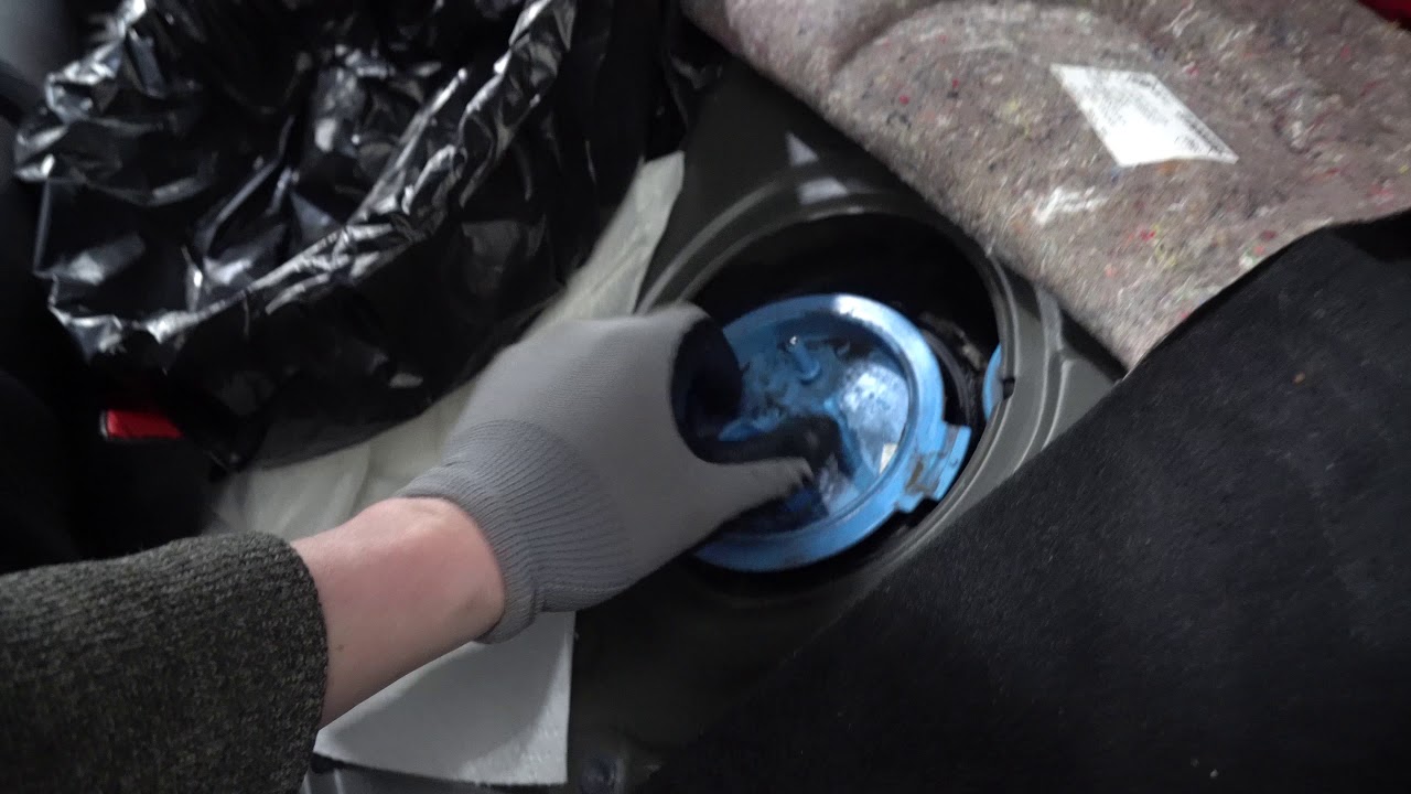 HOW TO REMOVE OR REPLACE FUEL PUMP AND SYPHON GAS VOLKSWAGEN GTI MK6