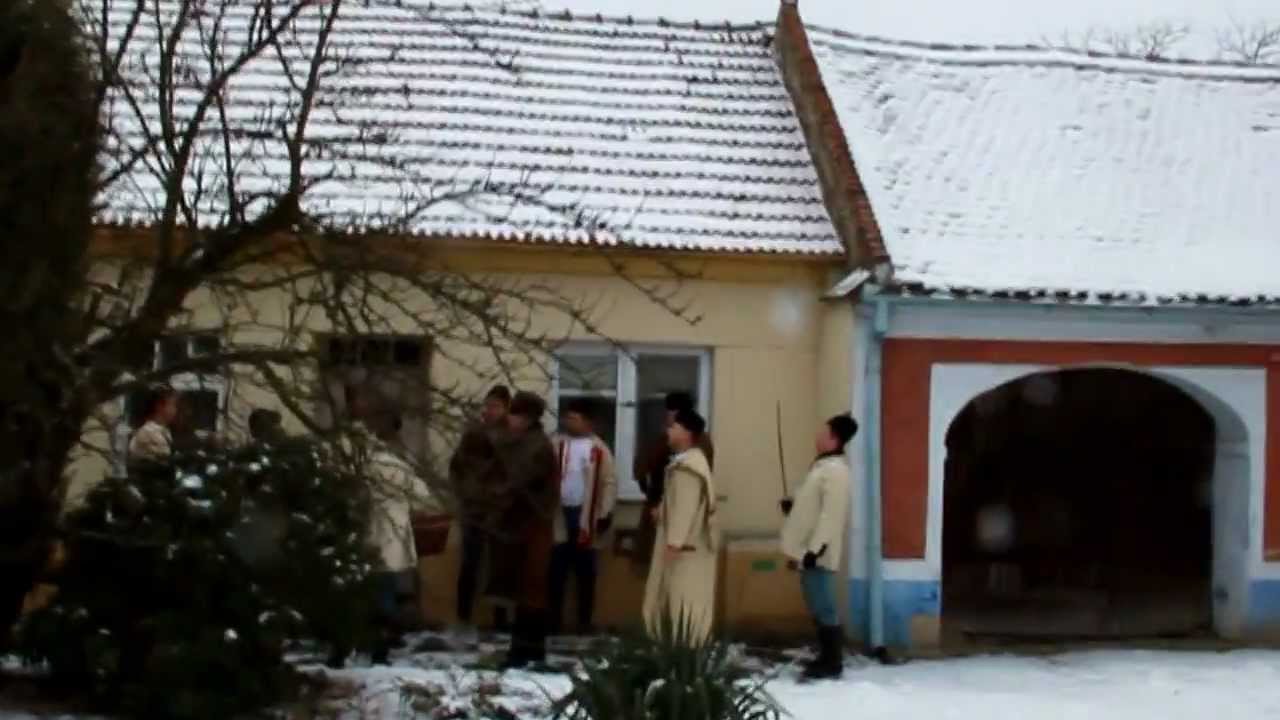 VELKÁ NAD VELIČKOU-z nedělní fašankové obchůzky s hudci kolem Petra a Pavla Kubíků