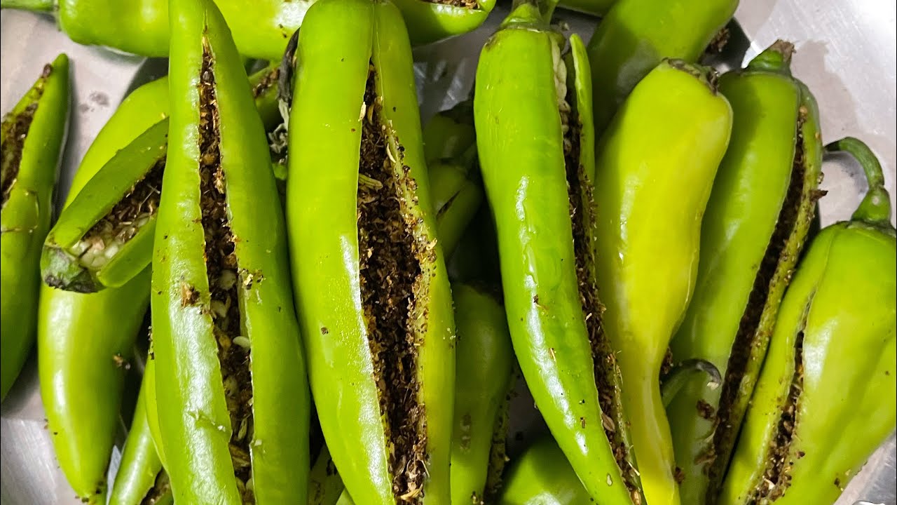 झटपट बनने वाला mirchi का अचार 🌶️ #viralvideos #viralrecipe #rajasthani #mirchiachar #tedrush #trend 