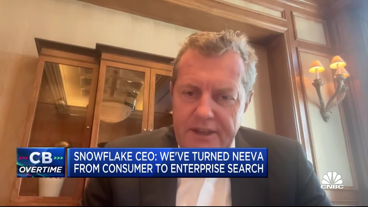Snowflake CEO Frank Slootman says acquiring Neeva will help overcome A.I. 'hallucination bias'