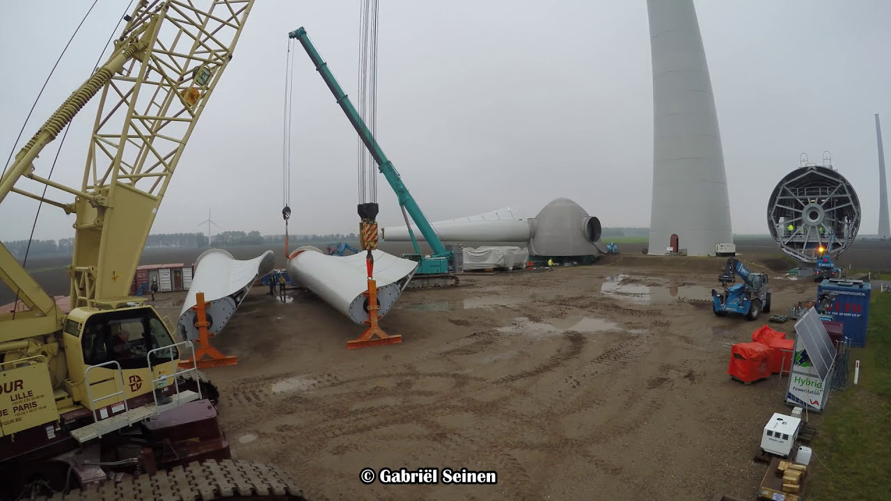 Liebherr LTR 1100 with Kobelco CKE 2500