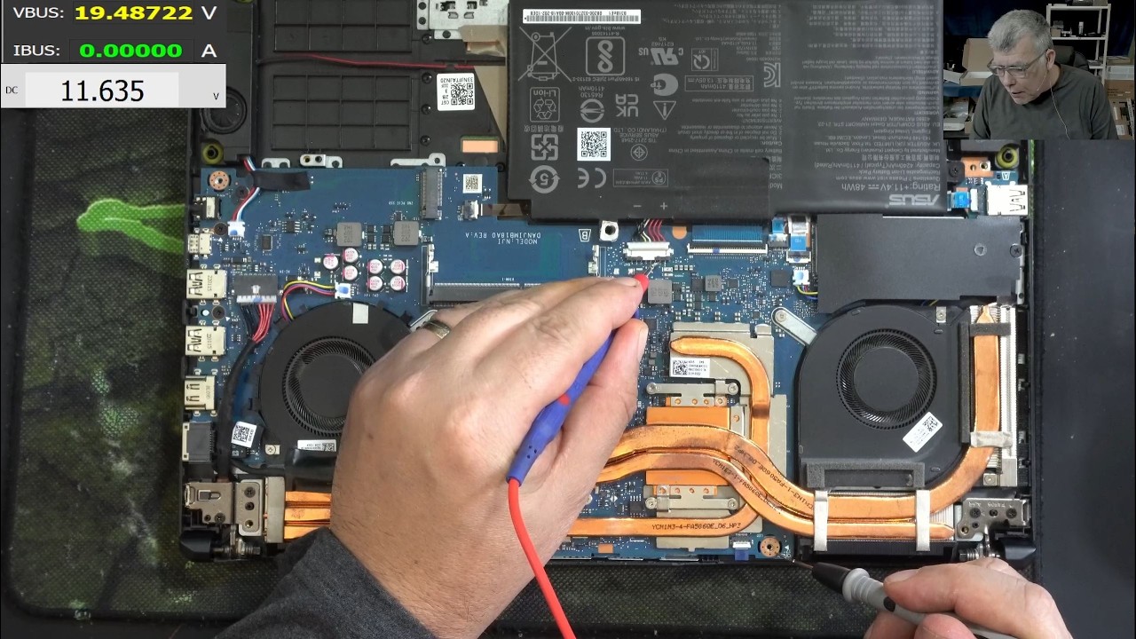 Laptop do gier Asus Tuf A15 włącza się bez obrazu. Klient miał rację.