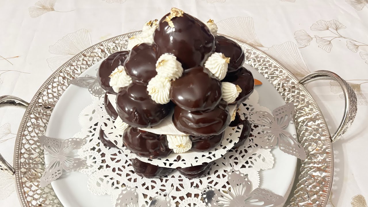 Profiteroles au chocolate 🍫 #profiteroles 