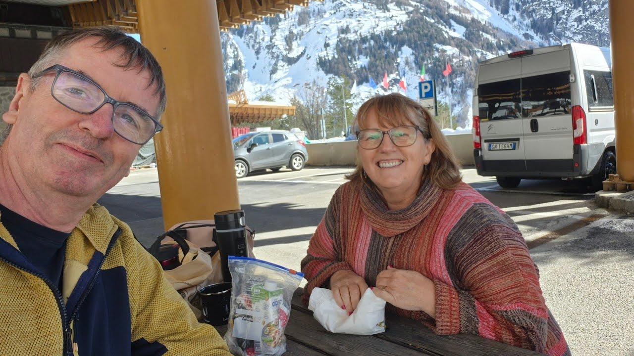 Jonathan Porterfield  is live with Mrs P ! 