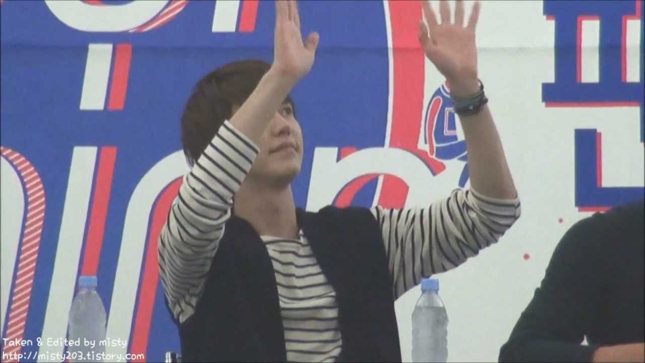 120831 Fan Signing Event - Kyuhyun and SIwon