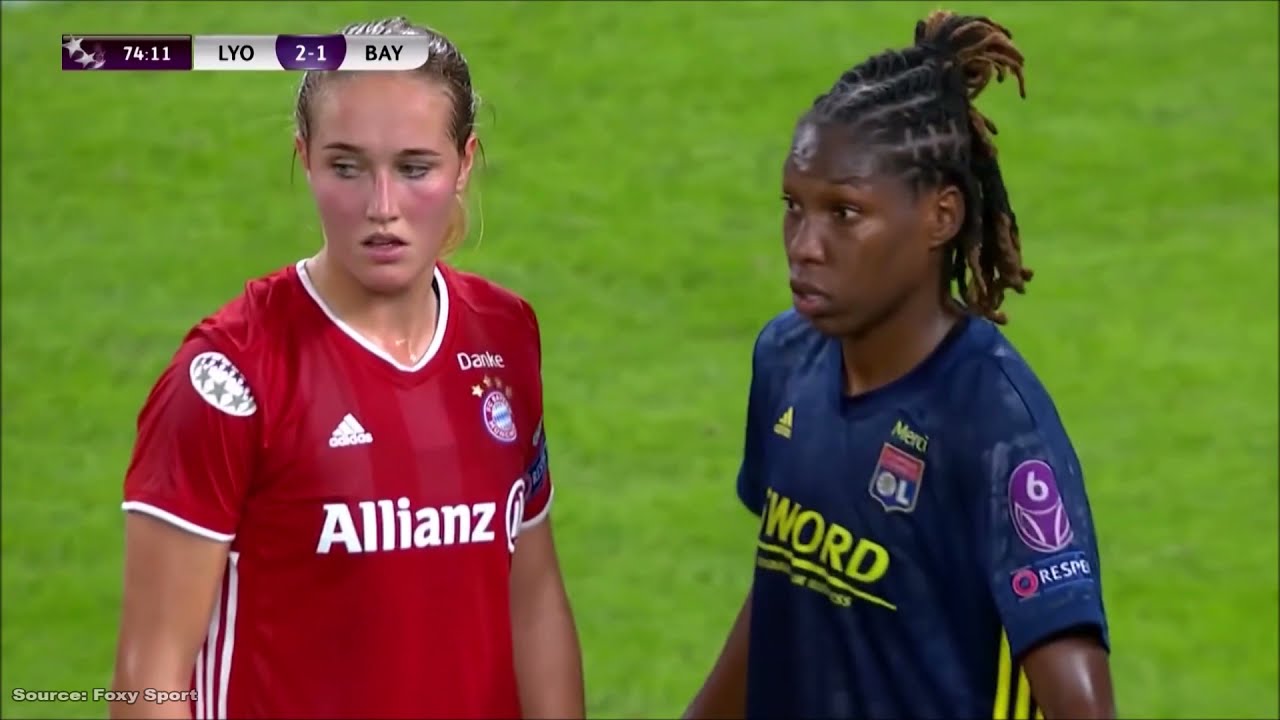 Kadeisha Buchanan vs FC Bayern M&uuml;nchen (22/08/2020)