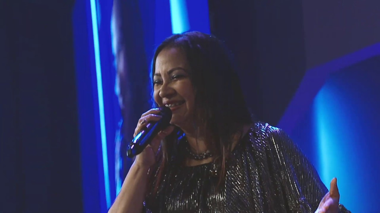 The Name of Jesus - Sinach -  Maria Anabel - Hosanna Canta