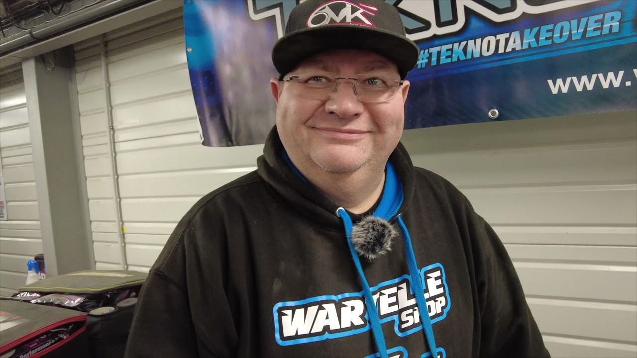 Interview de Séb Wartelle et son TEKNO RC EB48 à la WSLine indoor de Reims emc