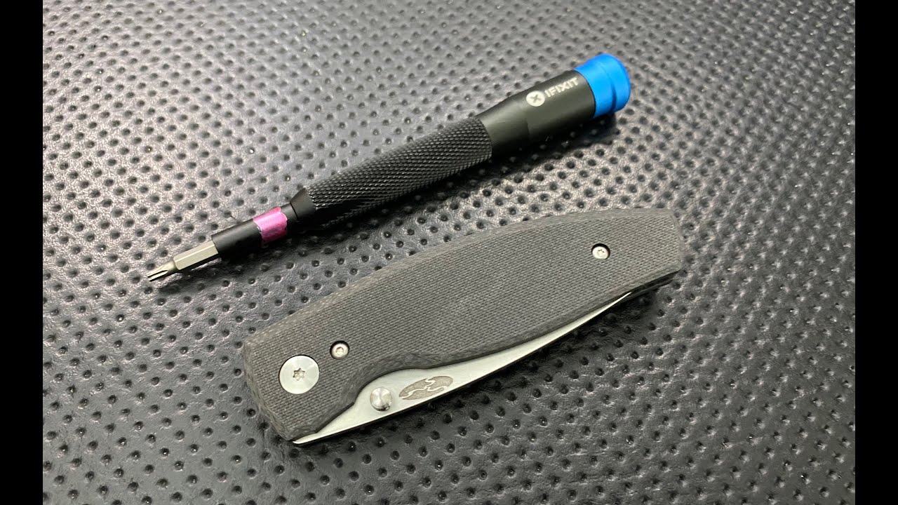 How to disassemble and maintain the TRM Neutron 2 Pocketknife (with first impressions)