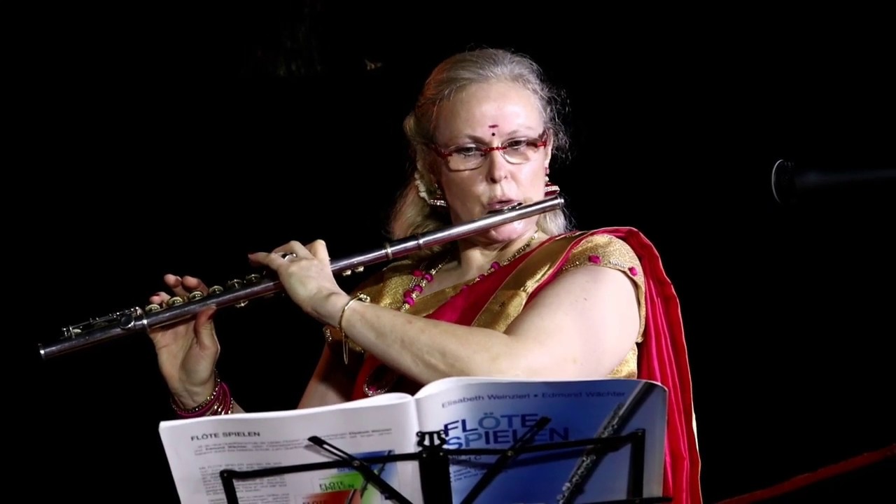 Sree yoga   Live  Flute Performance In Trivandrum. Performed by Solo Flute Player  CorneliaBolz