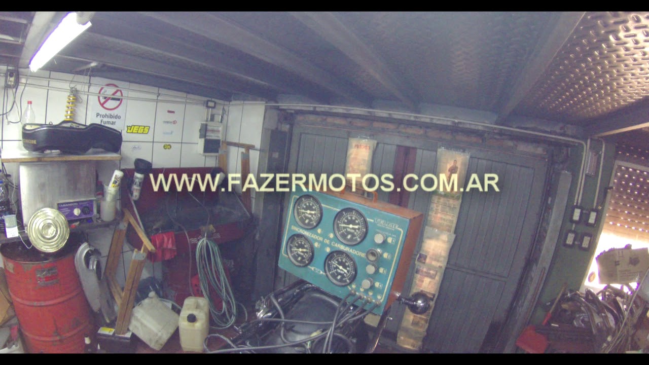 Sincronizando carburadores de una Honda CB 900 Custom