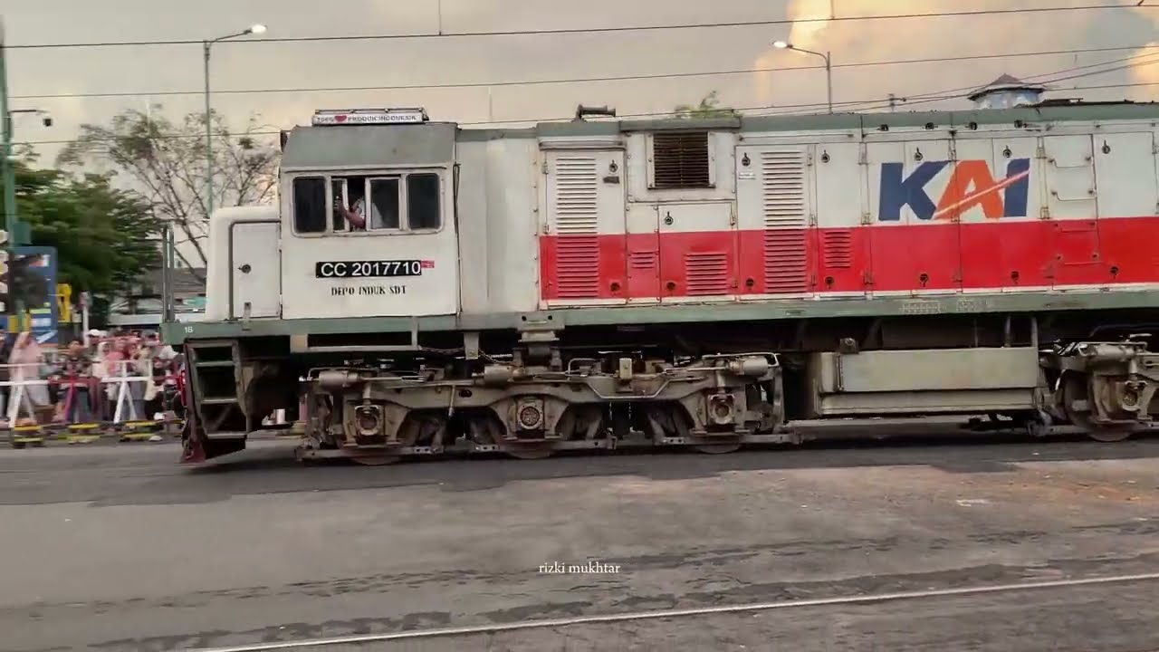 PAPASAN KRL JOGLO DAN KA SANCAKA