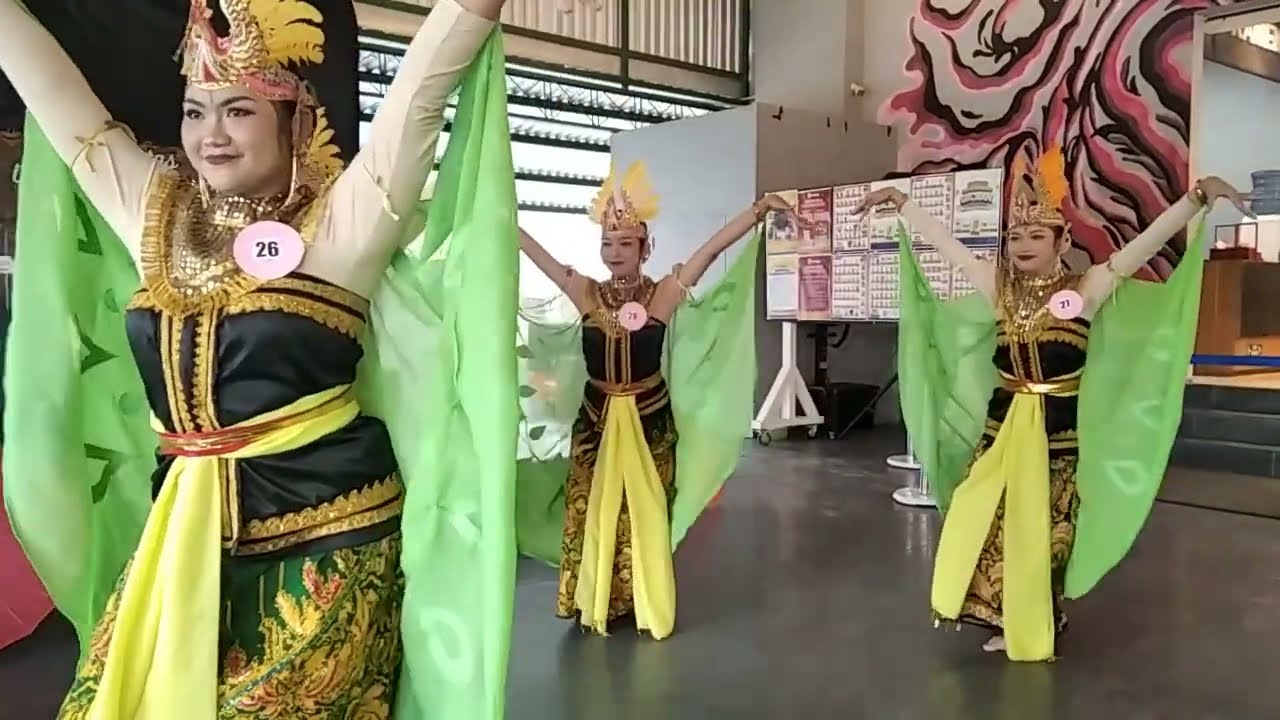 Tari Merak || Ajeng, Nara, Vita n Alfi