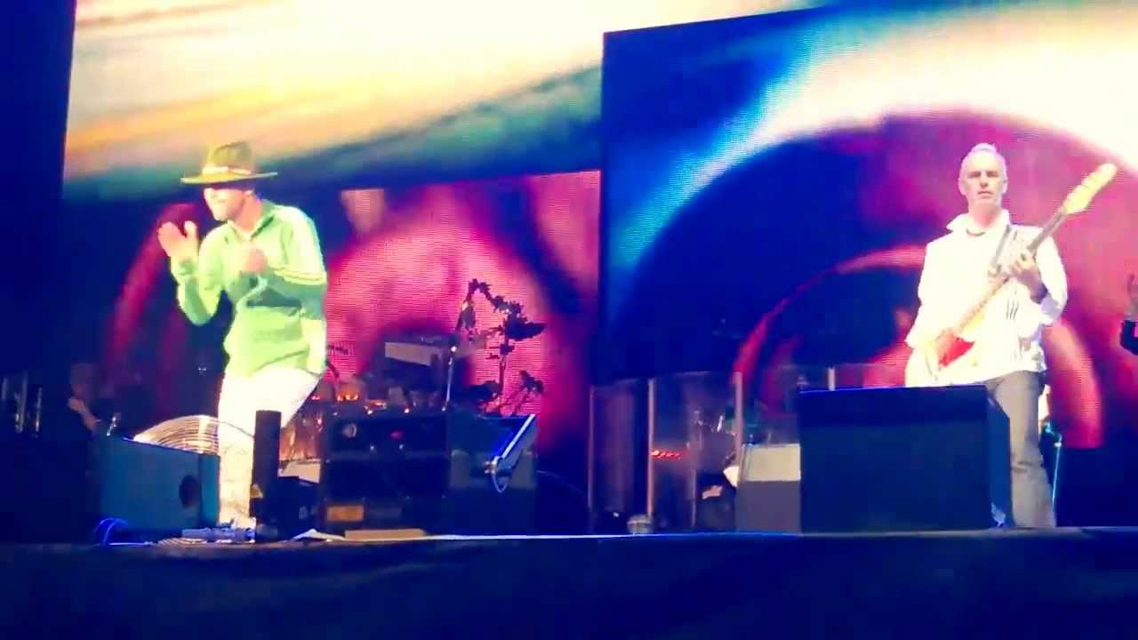 Jamiroquai Canned Heat Sandance Dubai 15-11-13
