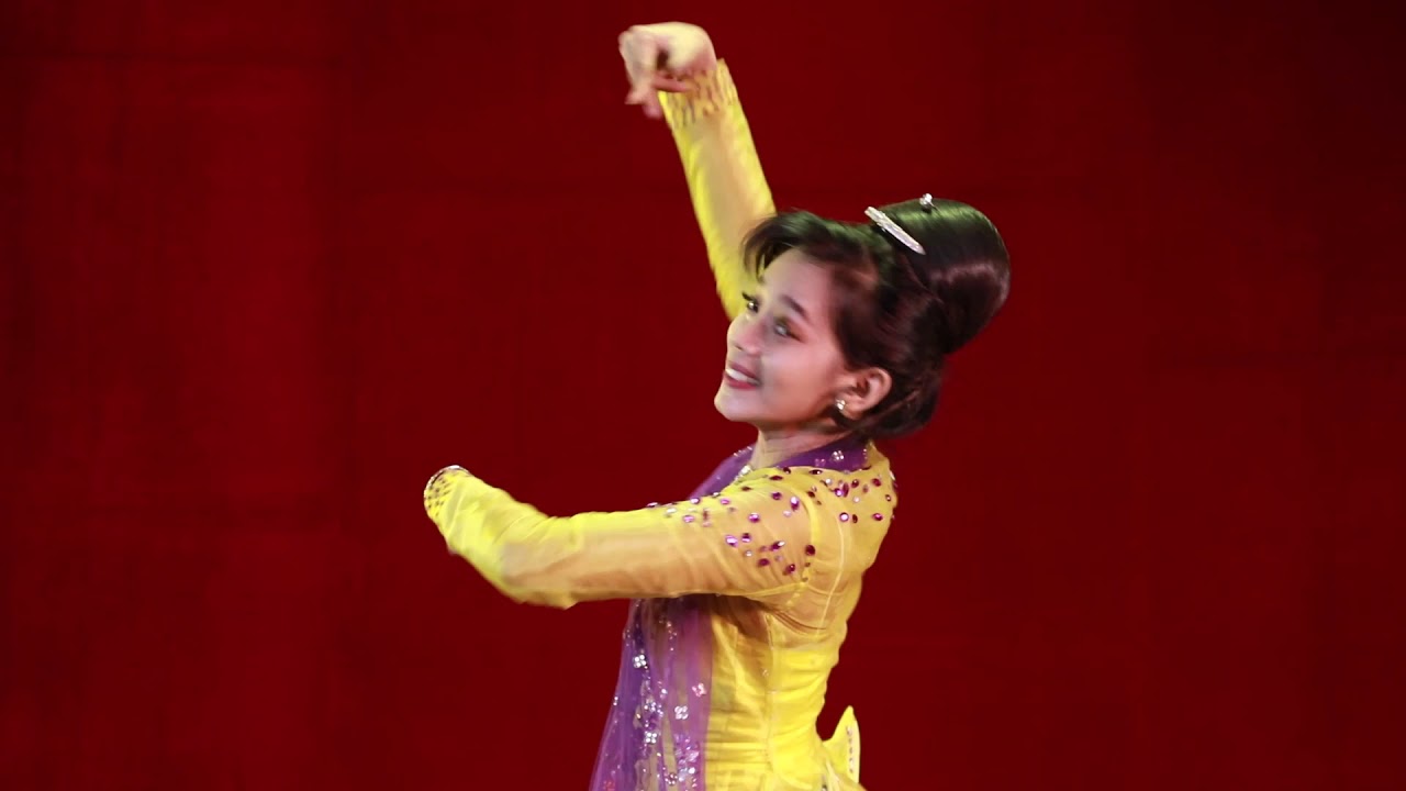 စံတော်ချိန် အက-ခိုင်မာလွင် ဆိုင်း-မြန်မာပြည်ကျောက်စိမ်း