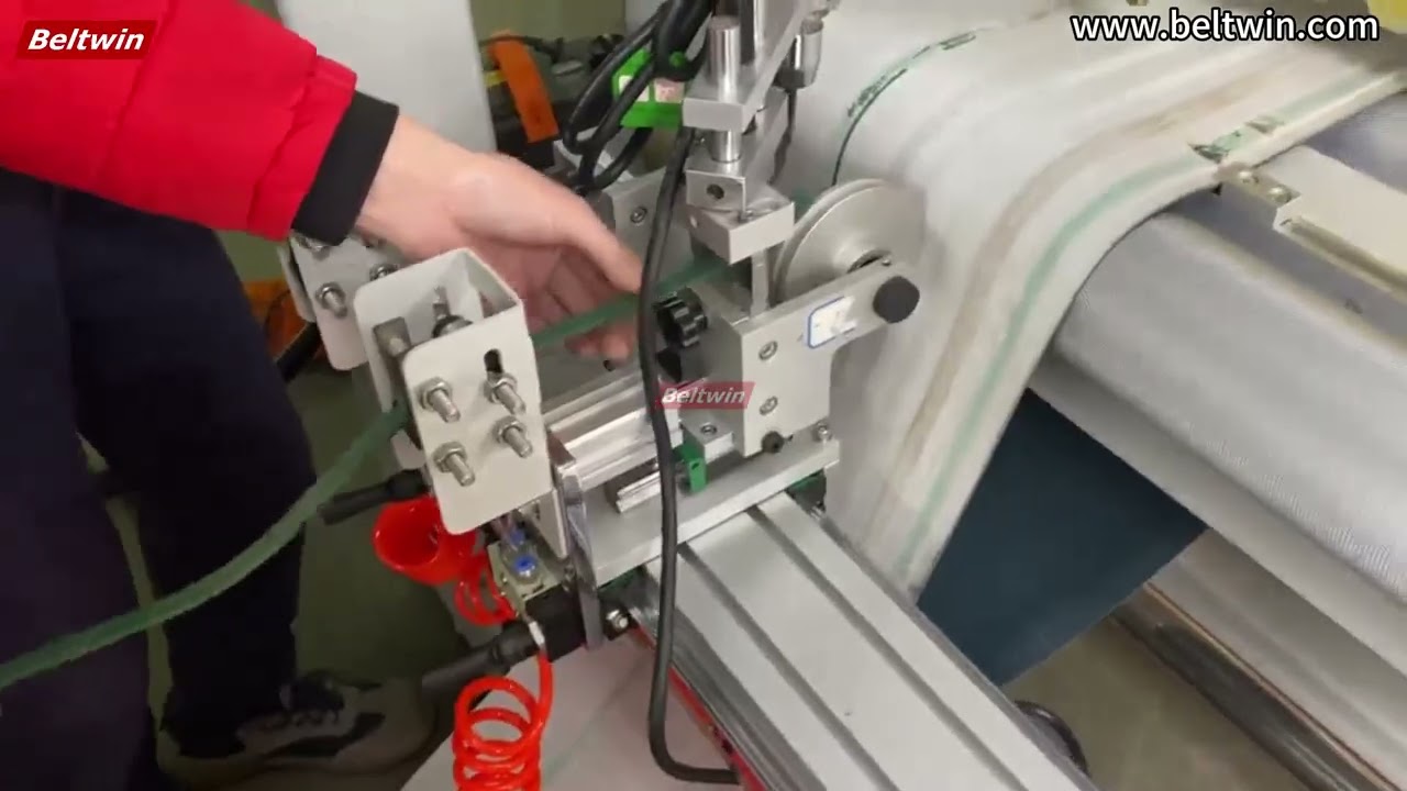 Belt Guide Welding Machine