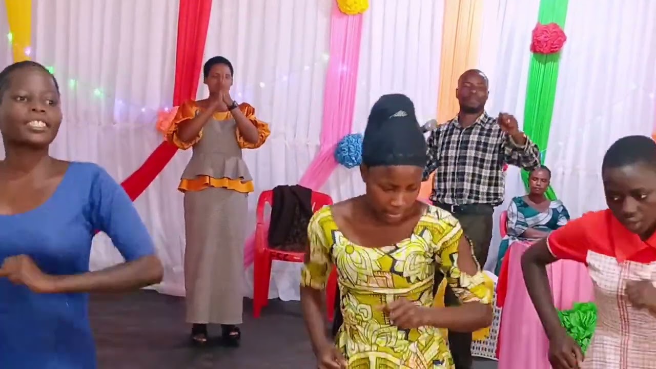 LIVE: PERFORMANCE/ EBENEZER CHOIR-TUNA IMANI