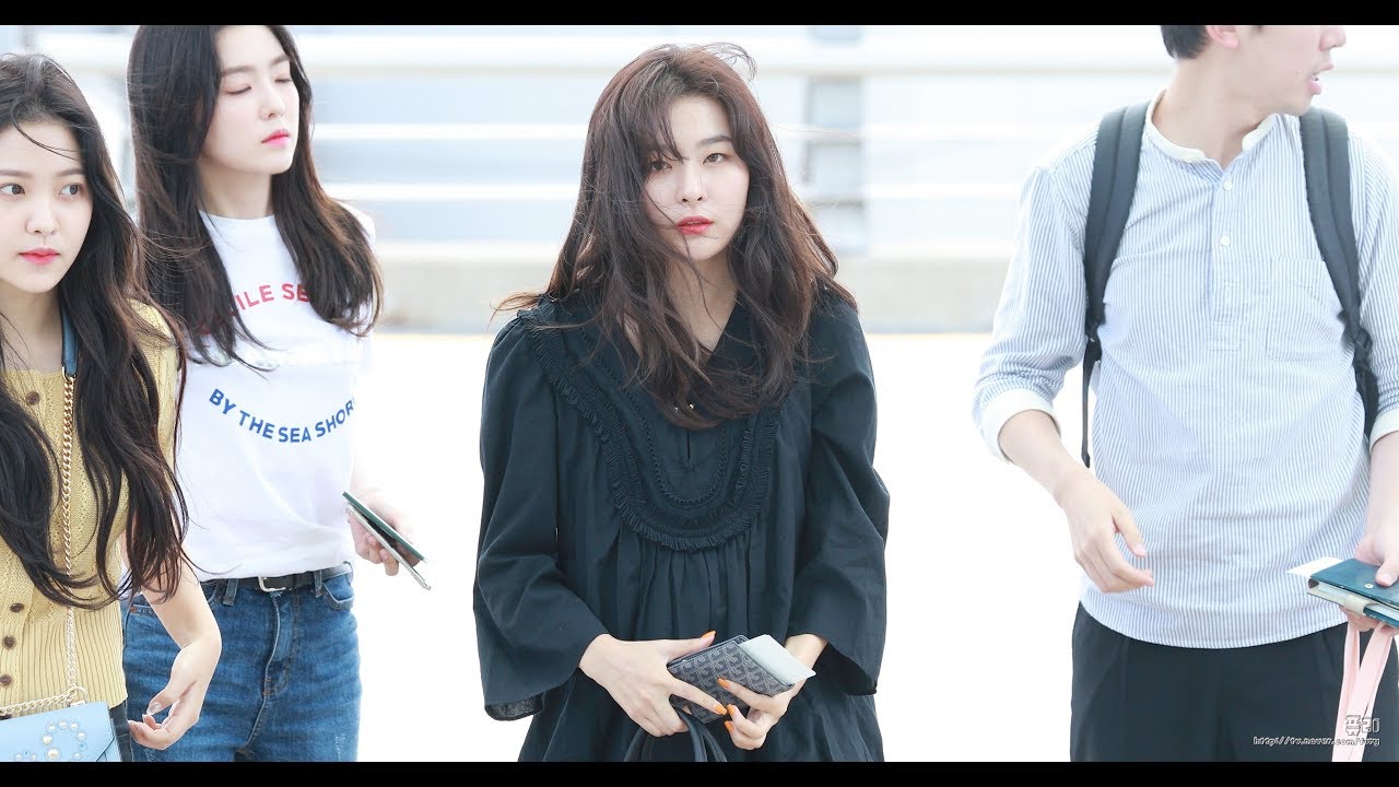 180706 레드벨벳(Red Velvet) 슬기 (인천공항 출국)