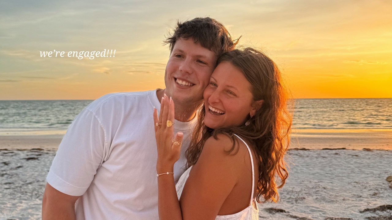 we're engaged!!