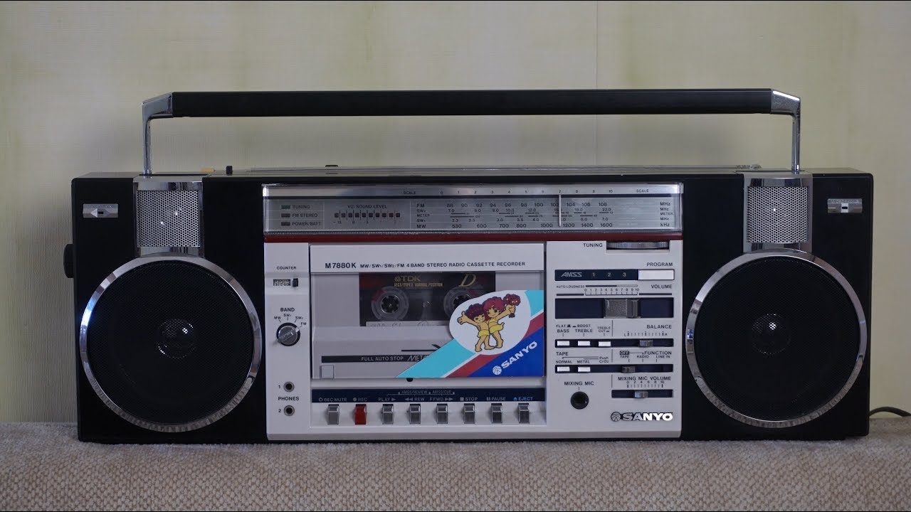 Sanyo M 7880K. Бриллиант от Саньё