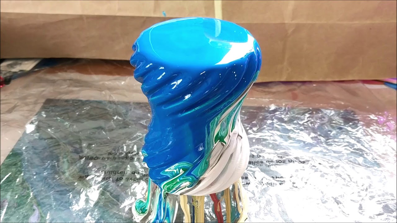 3D Printed Spiral Vase Blue Acrylic Paint Pour - Paint Pour on a Vase