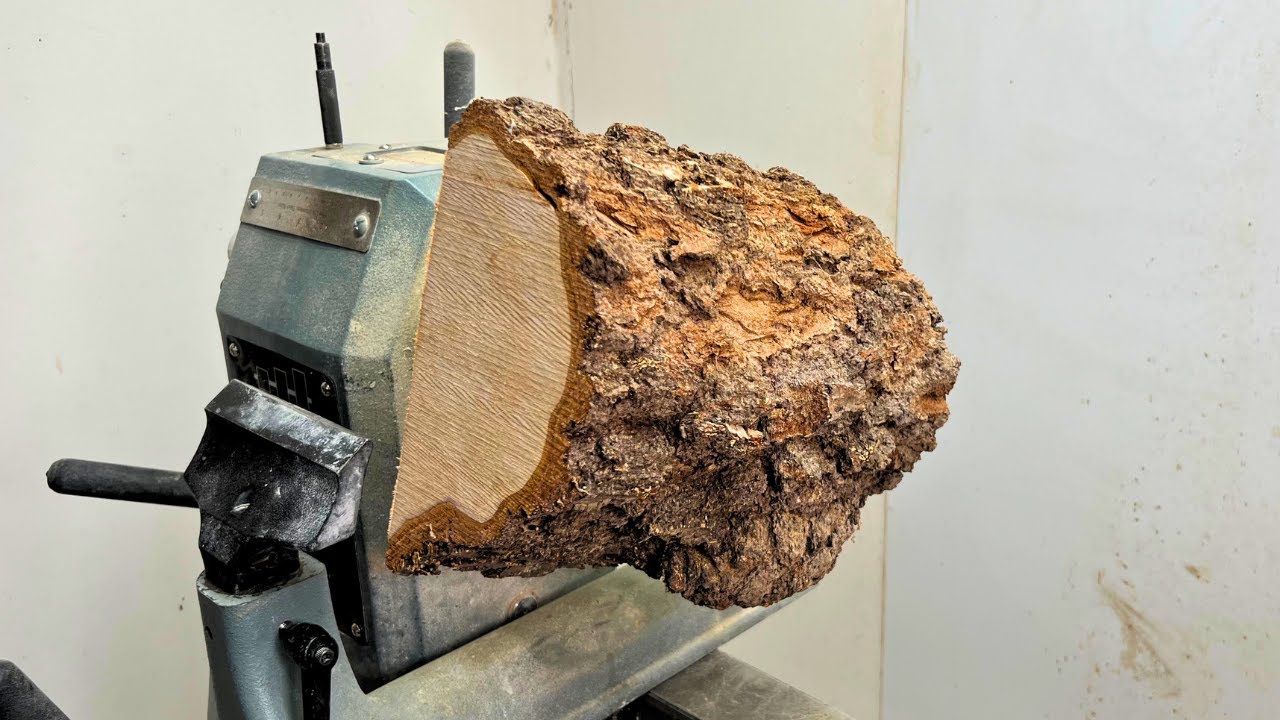 Woodturning - Half a Log to a Bowl?
