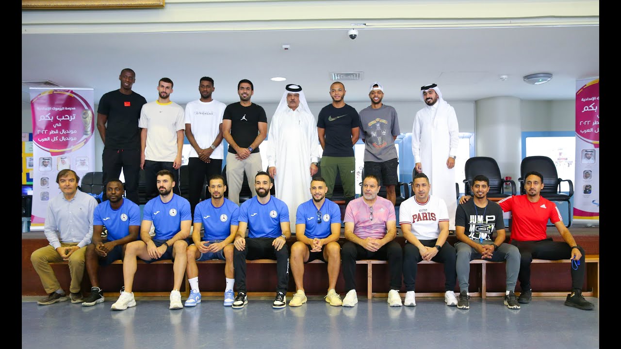 مشاركة لاعبو نادي المرخية في مهرجان مدرسة اليرموك الإعدادية بمناسبة كاس العالم 2022 .