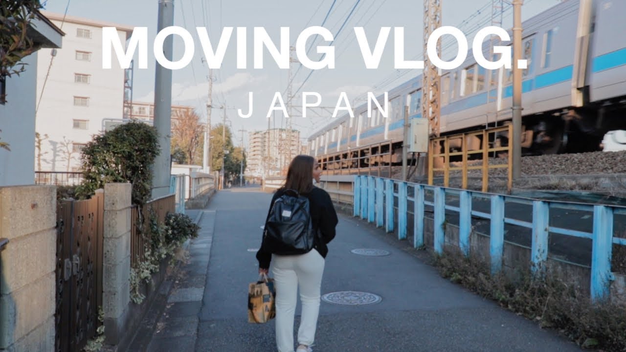 JAPAN MOVING VLOG | Thrift Shopping and Refrigerators 01